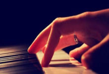 股票配资公司行业门户:中国股票配资网官网-盘中创历史新高A股名单一览：多只有色金属股在列